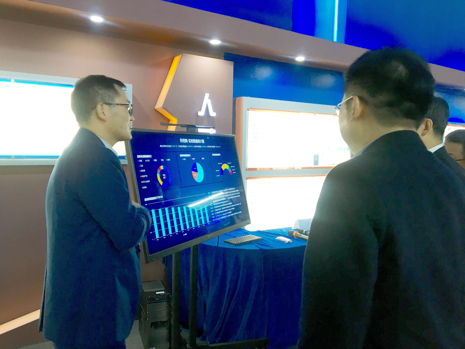 1575597337810060772.jpg 1575597337810060772.jpg